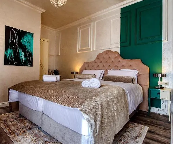 Riva Palace - Design 4*