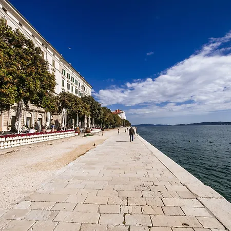 Riva Palace - Design 4* Ζαντάρ