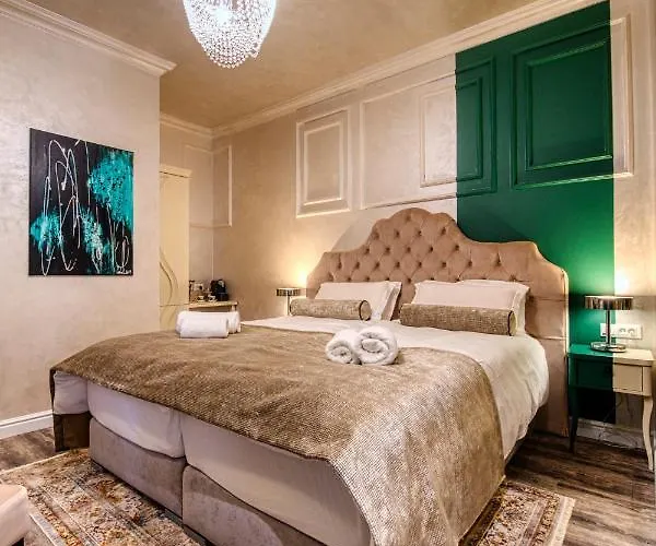 Pensión Riva Palace - Design 4*